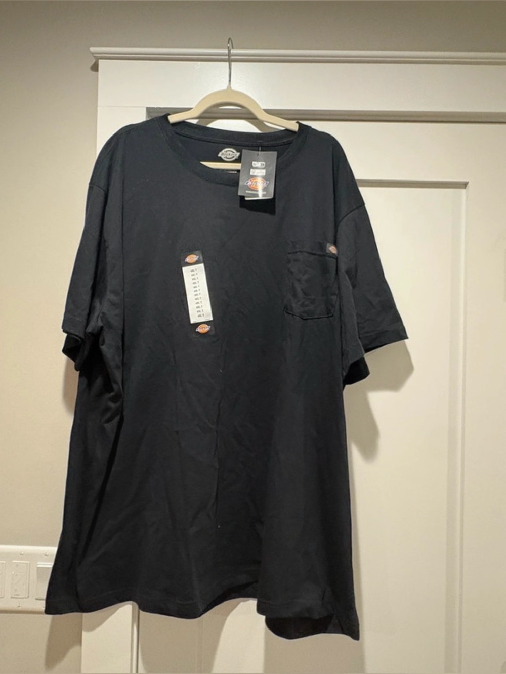 Dickies Black Pocket T-Shirt - Men's Casual Tee - size 4XLT